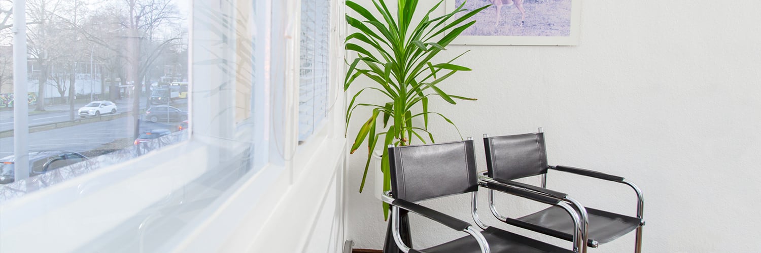 Zahnarzt Mariendorf - Klinda-von Malinowski - Wartebereich der Praxis